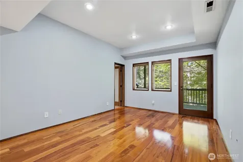 4739 Fernridge Lane Mercer Island WA 98040