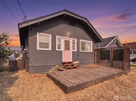 203 N Emerson Avenue Wenatchee WA 98801