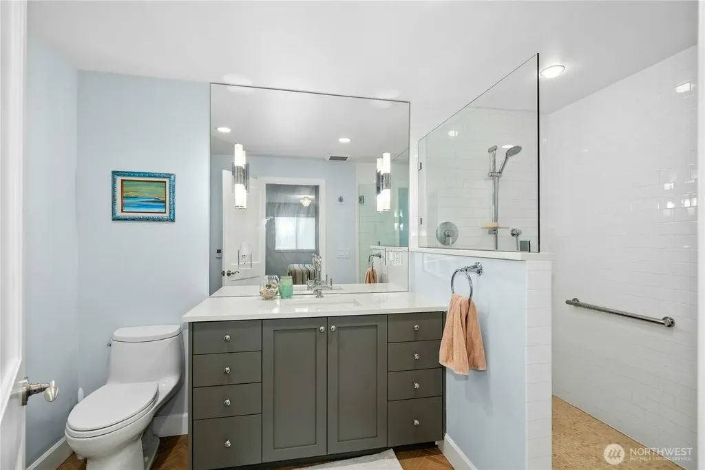 6620 Lake Washington Boulevard NE Kirkland WA 98033