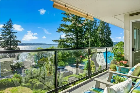 6620 Lake Washington Boulevard NE Kirkland WA 98033