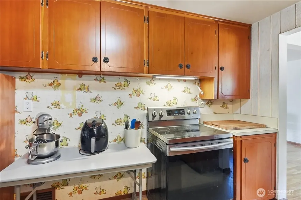 1318 F Street SE Auburn WA 98002