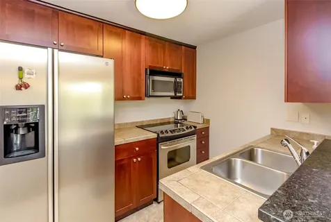1835 S 286th Lane Federal Way WA 98003