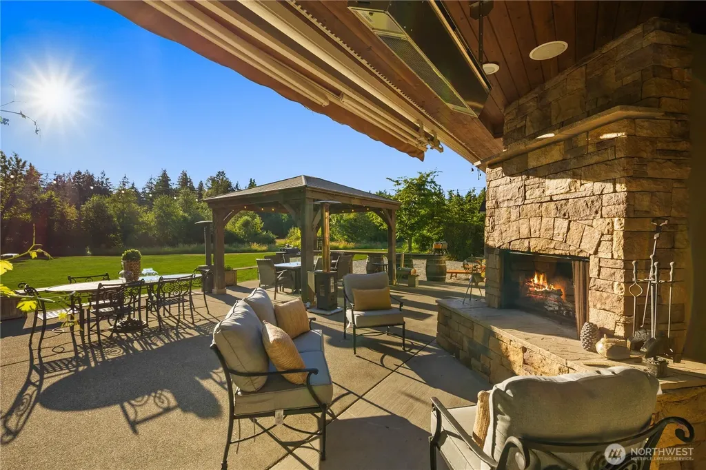 905 250th Avenue NE Sammamish WA 98074