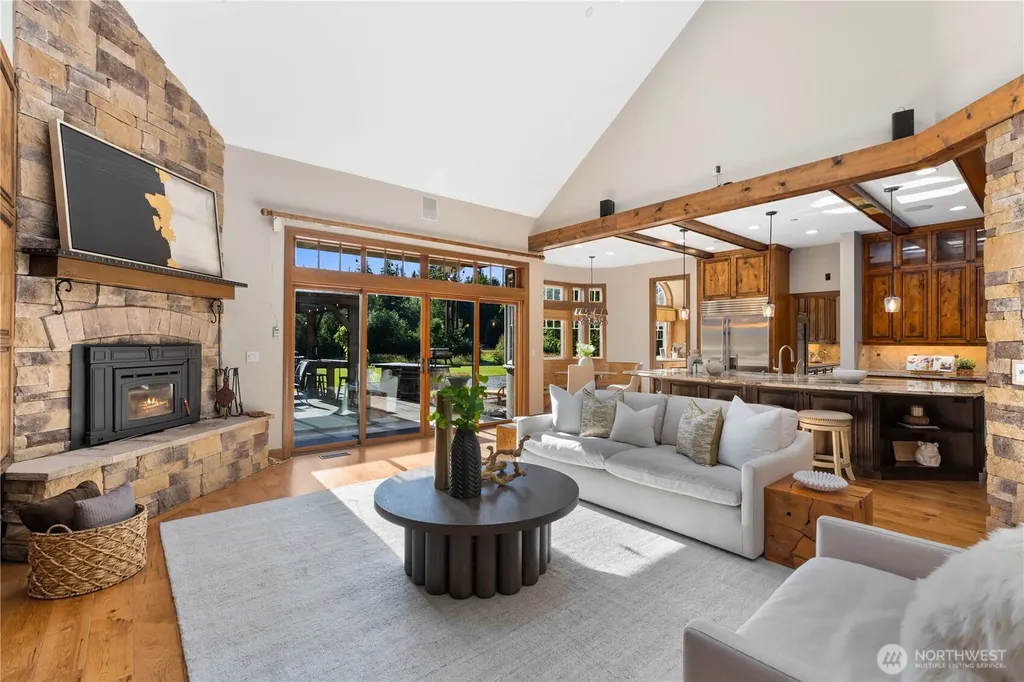 905 250th Avenue NE Sammamish WA 98074