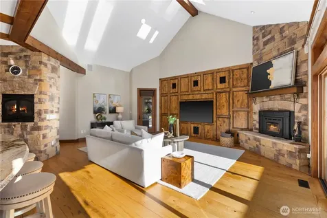 905 250th Avenue NE Sammamish WA 98074