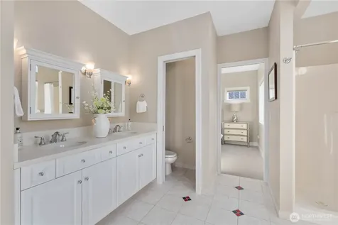 905 250th Avenue NE Sammamish WA 98074