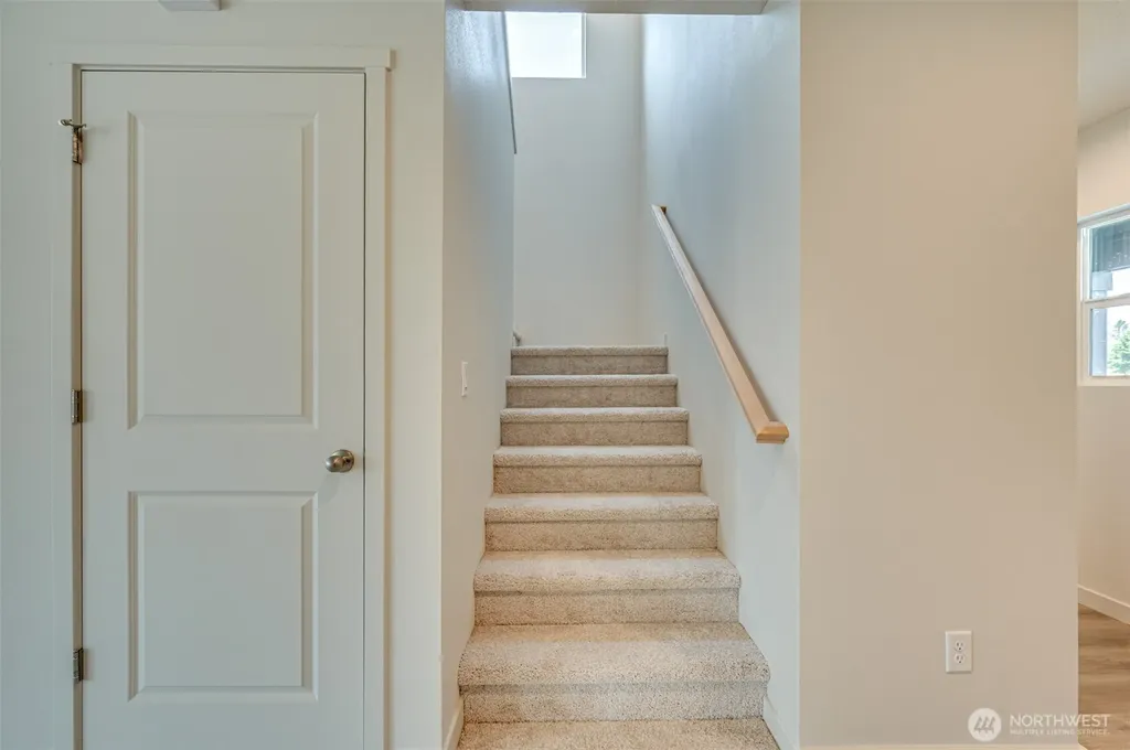 2010 Henderson Way Longview WA 98632