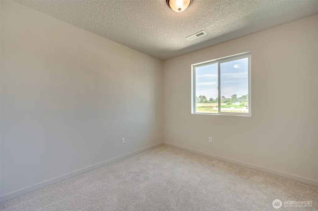 2010 Henderson Way Longview WA 98632