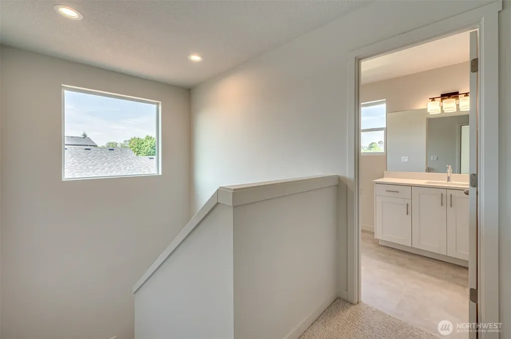 2010 Henderson Way Longview WA 98632