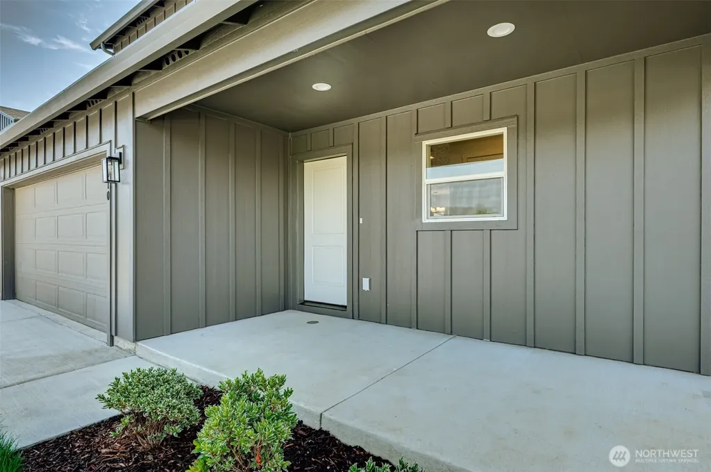 2010 Henderson Way Longview WA 98632
