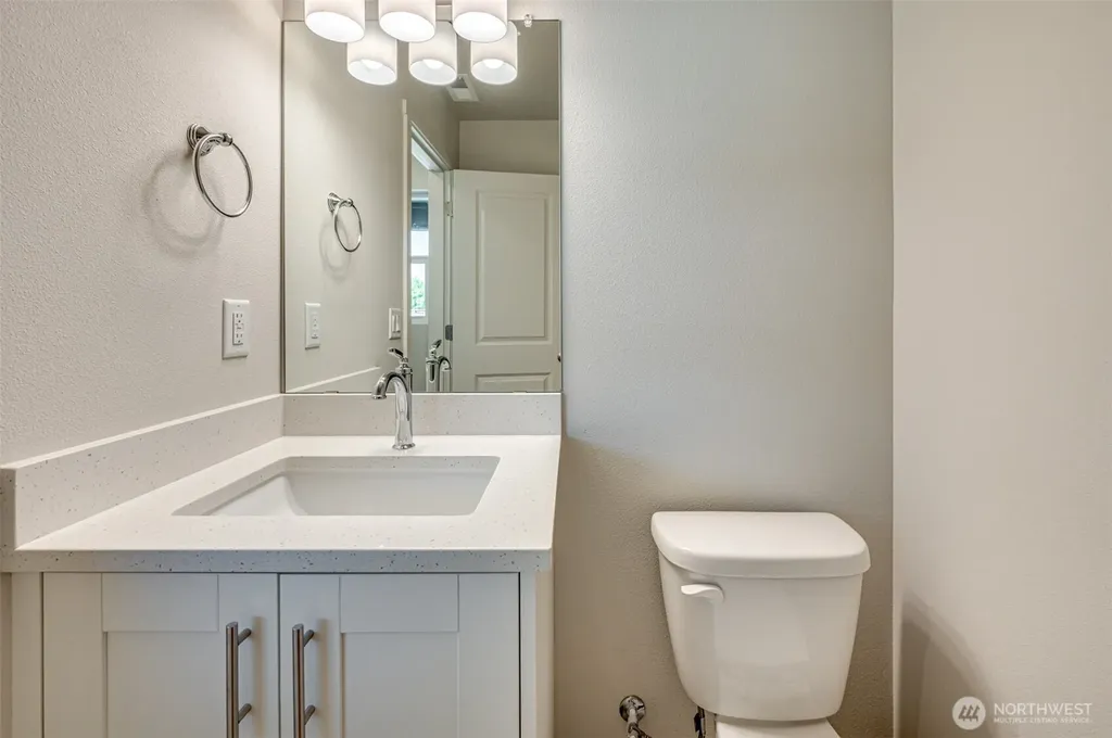 2010 Henderson Way Longview WA 98632
