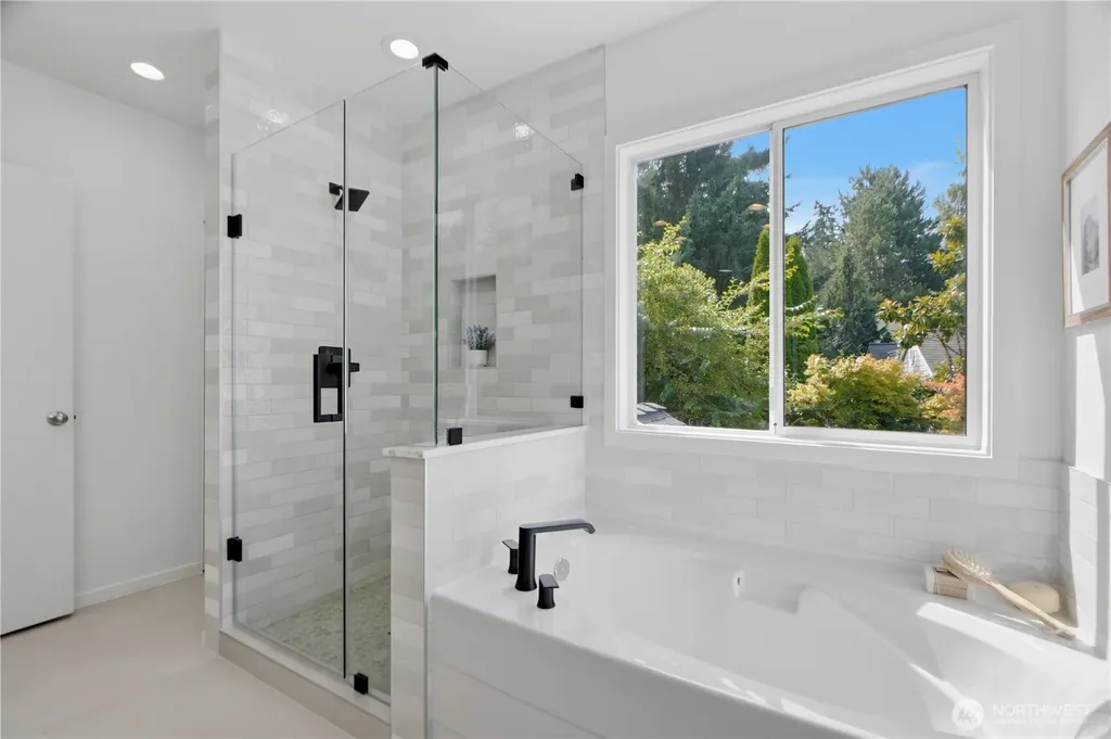 11229 NE 106th Place Kirkland WA 98033