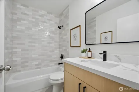 11229 NE 106th Place Kirkland WA 98033
