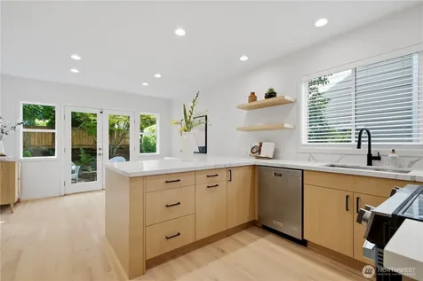 11229 NE 106th Place Kirkland WA 98033