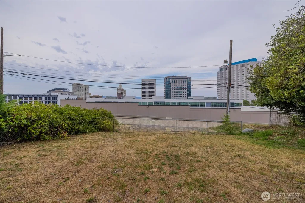 1137 Fawcett Avenue Tacoma WA 98402