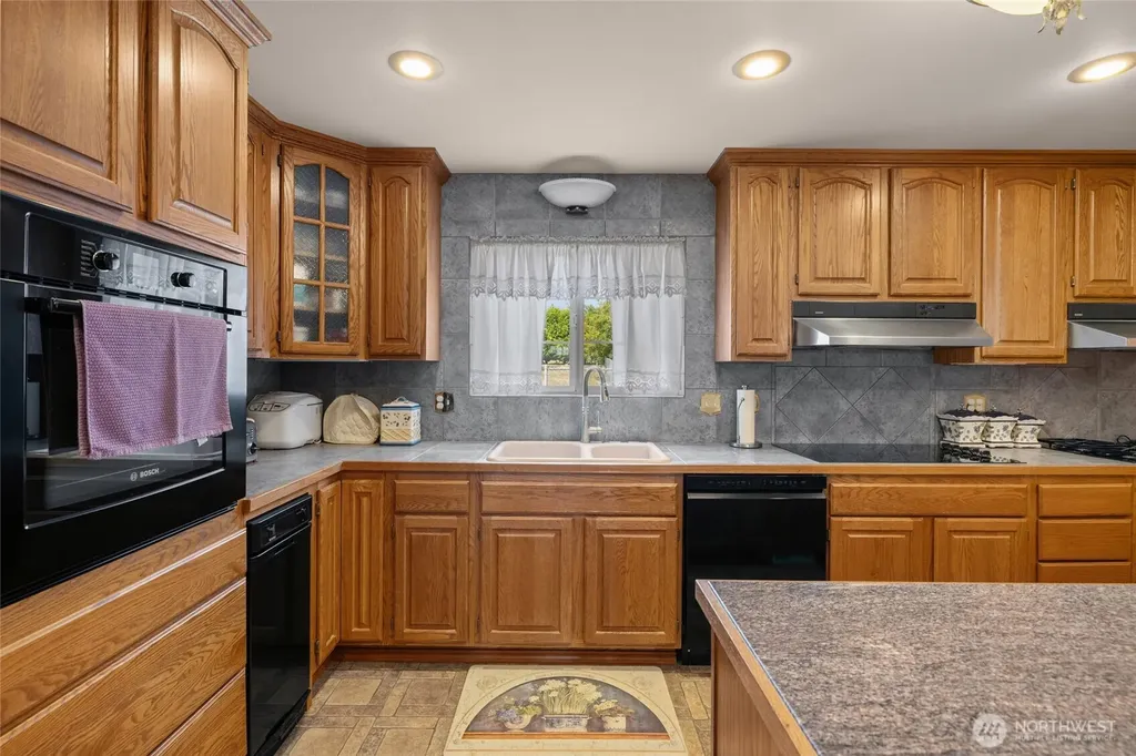 1049 Burchell Road Coupeville WA 98239