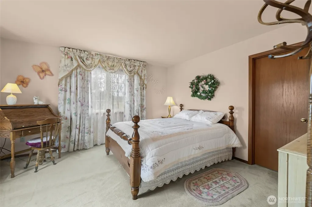 1049 Burchell Road Coupeville WA 98239