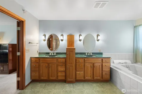 1049 Burchell Road Coupeville WA 98239