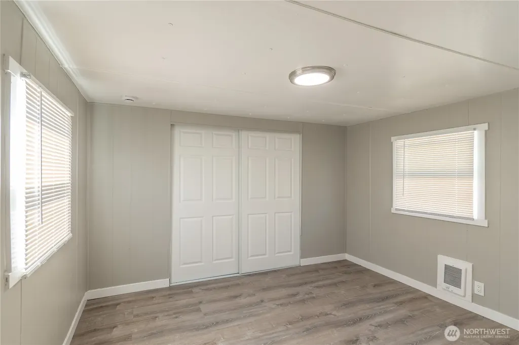 5214 72nd Avenue E Puyallup WA 98371
