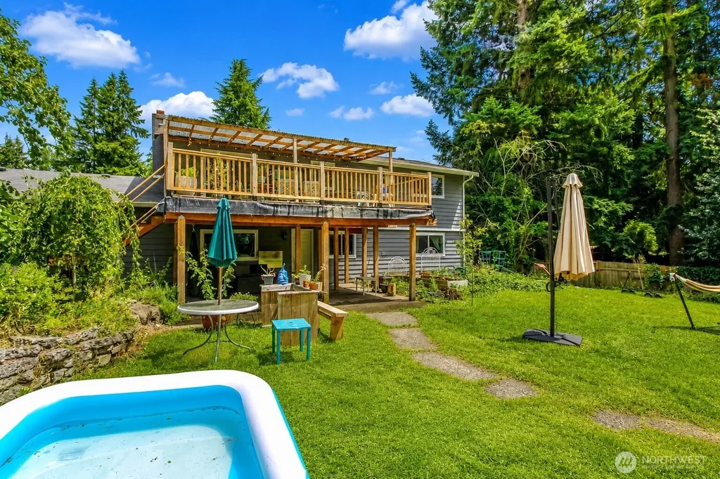 7020 E Homestead Court Tacoma WA 98404