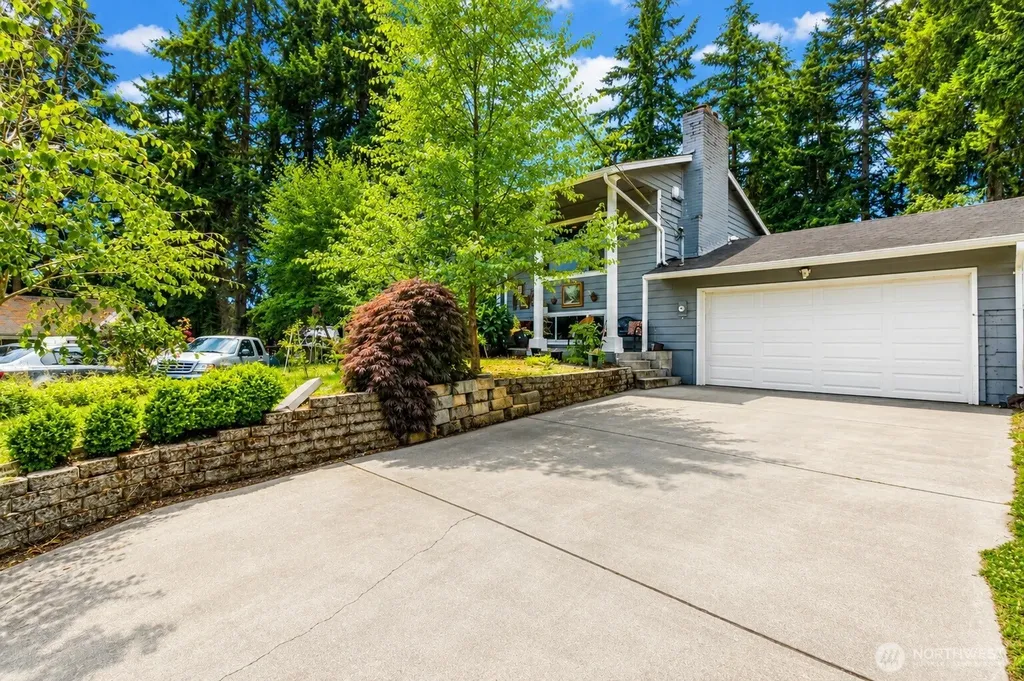 7020 E Homestead Court Tacoma WA 98404