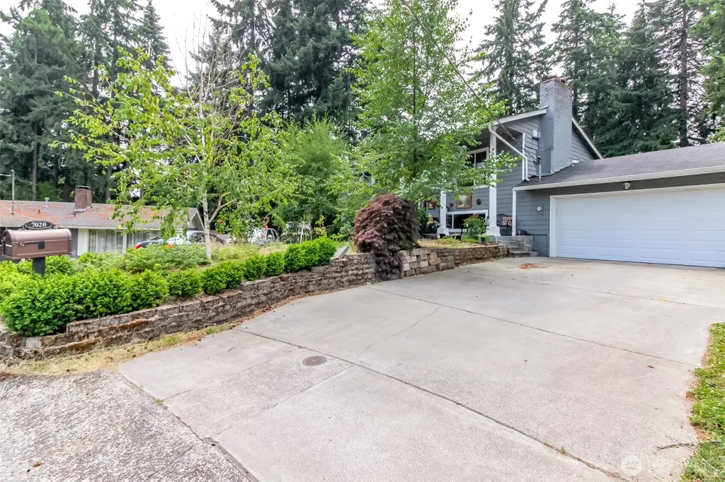 7020 E Homestead Court Tacoma WA 98404