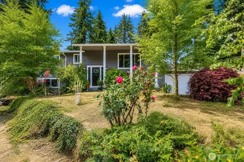 7020 E Homestead Court Tacoma WA 98404