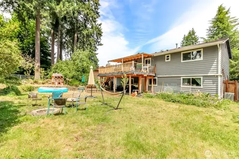 7020 E Homestead Court Tacoma WA 98404