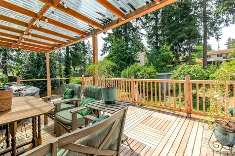 7020 E Homestead Court Tacoma WA 98404