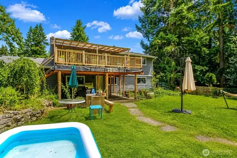 7020 E Homestead Court Tacoma WA 98404