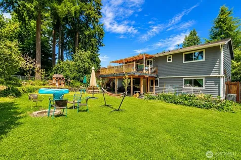7020 E Homestead Court Tacoma WA 98404
