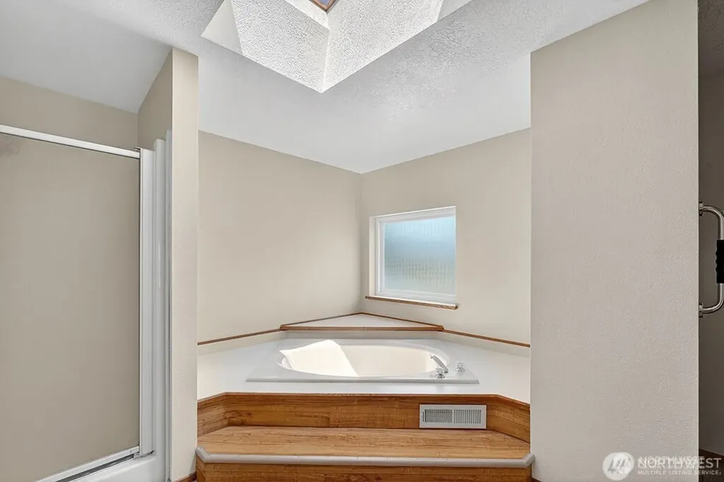 1402 22nd Street NE Auburn WA 98002