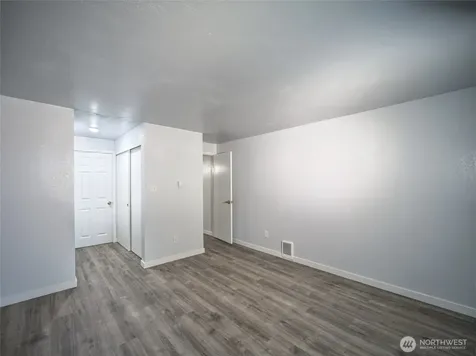 2611 NE 4th Street Renton WA 98056