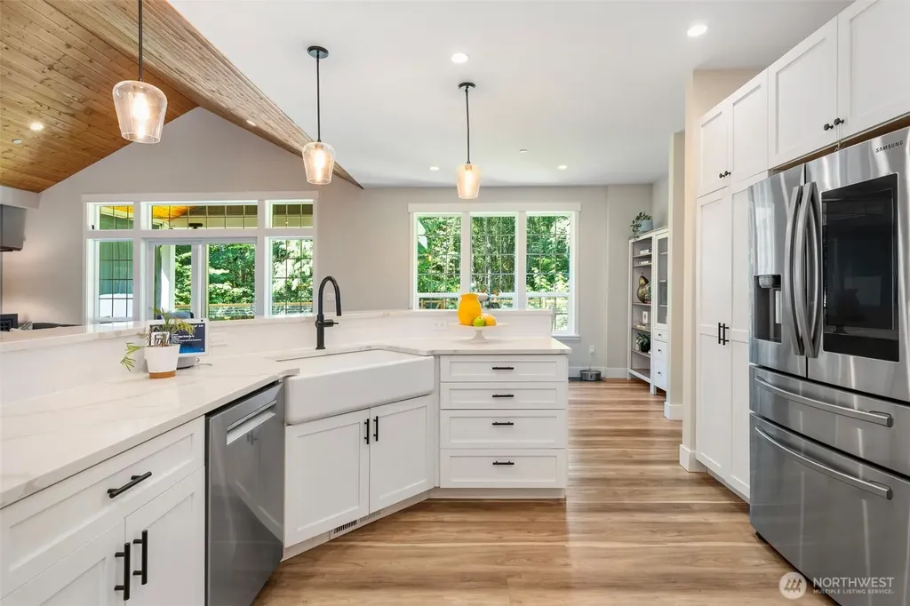 29513 Parcells Road NE Kingston WA 98346