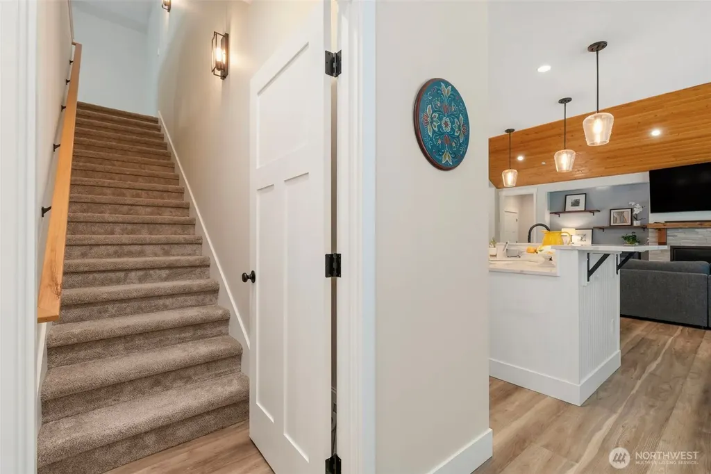 29513 Parcells Road NE Kingston WA 98346
