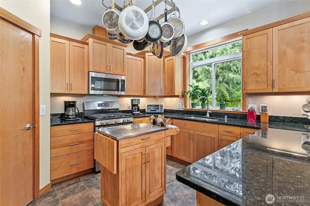 192 Harbor View Drive Bellingham WA 98229
