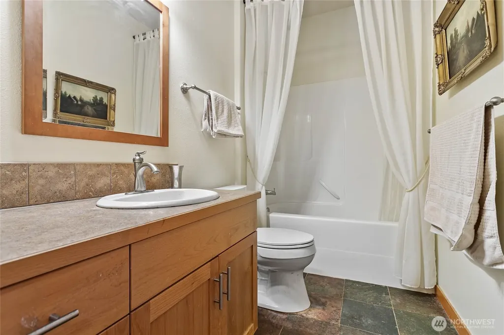 192 Harbor View Drive Bellingham WA 98229