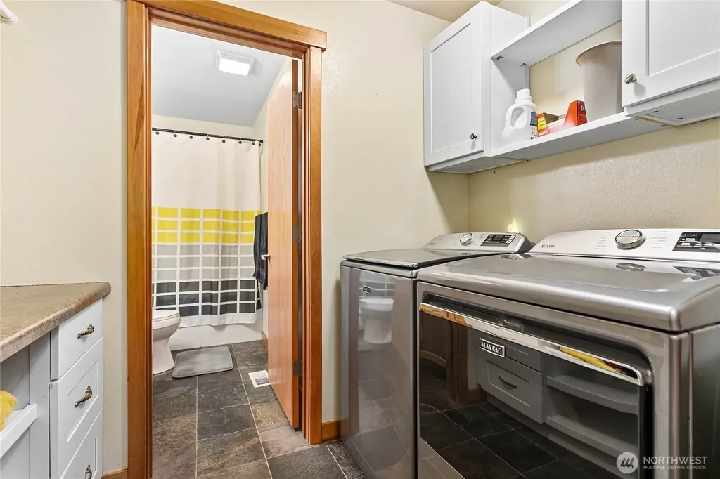 192 Harbor View Drive Bellingham WA 98229