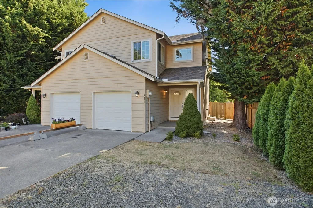 2013 Bush Avenue NW Olympia WA 98502