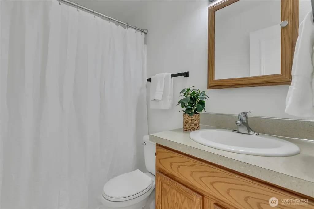 2013 Bush Avenue NW Olympia WA 98502