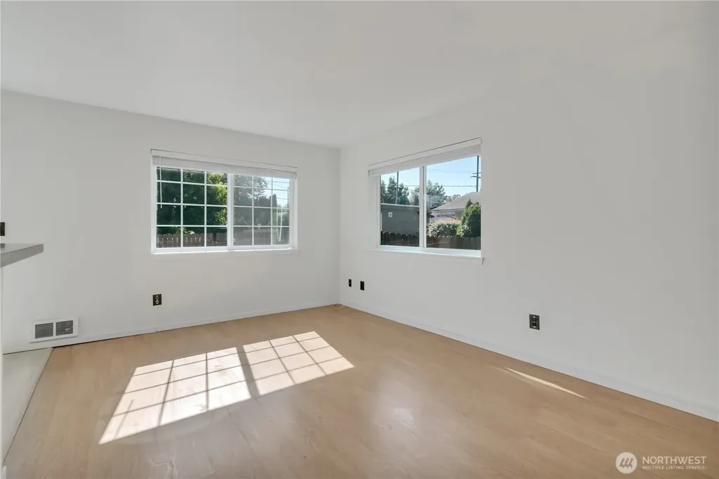 2013 Bush Avenue NW Olympia WA 98502
