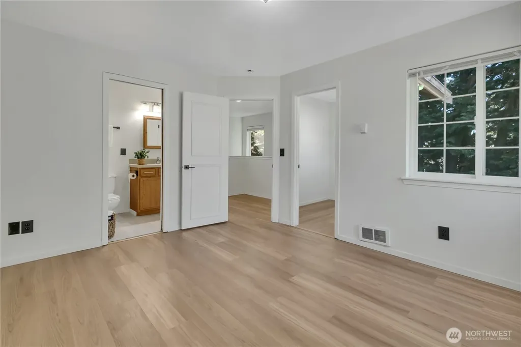2013 Bush Avenue NW Olympia WA 98502