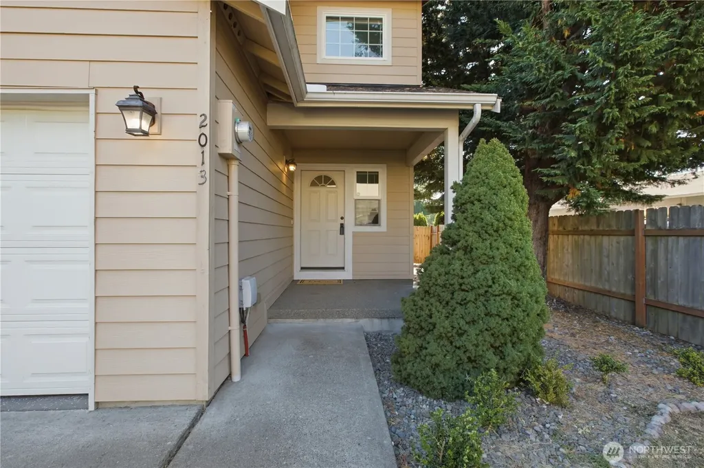 2013 Bush Avenue NW Olympia WA 98502