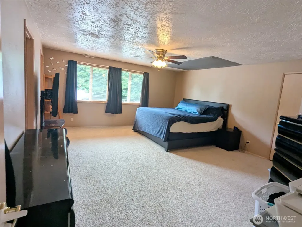 2439 Mulberry Avenue Longview WA 98632