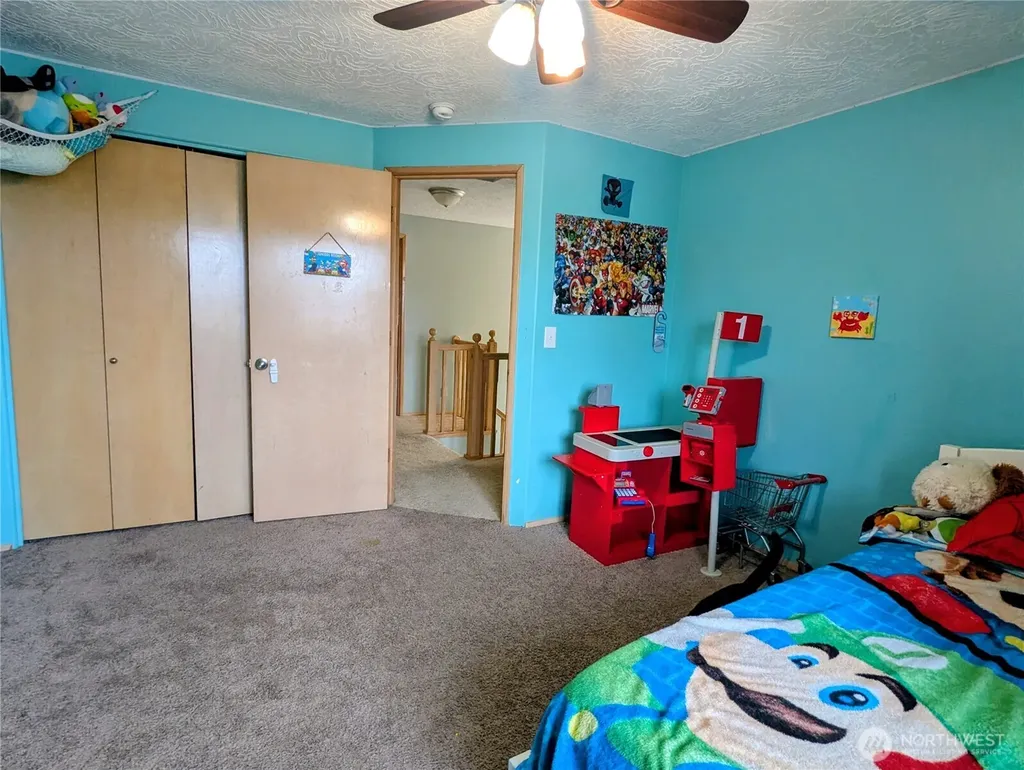 2439 Mulberry Avenue Longview WA 98632