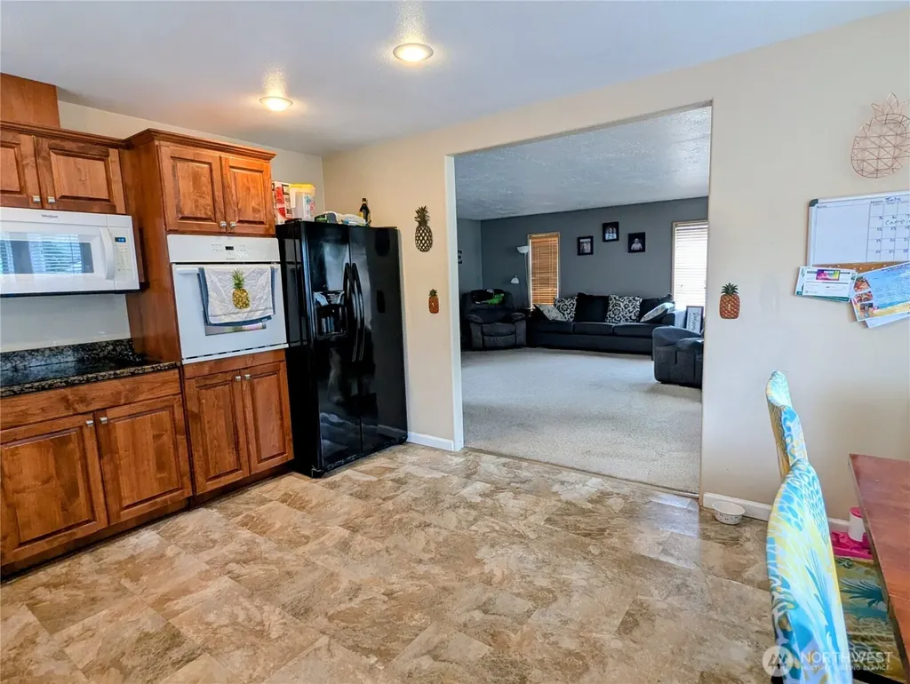 2439 Mulberry Avenue Longview WA 98632