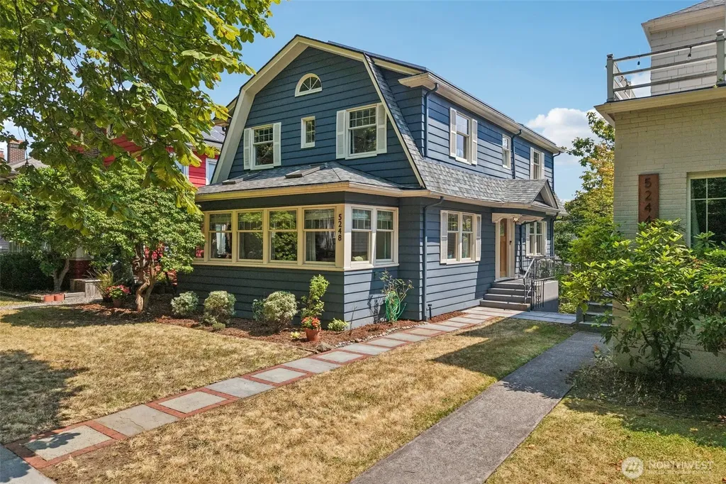 5248 17th Avenue NE Seattle WA 98105