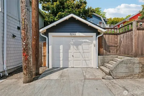 5248 17th Avenue NE Seattle WA 98105