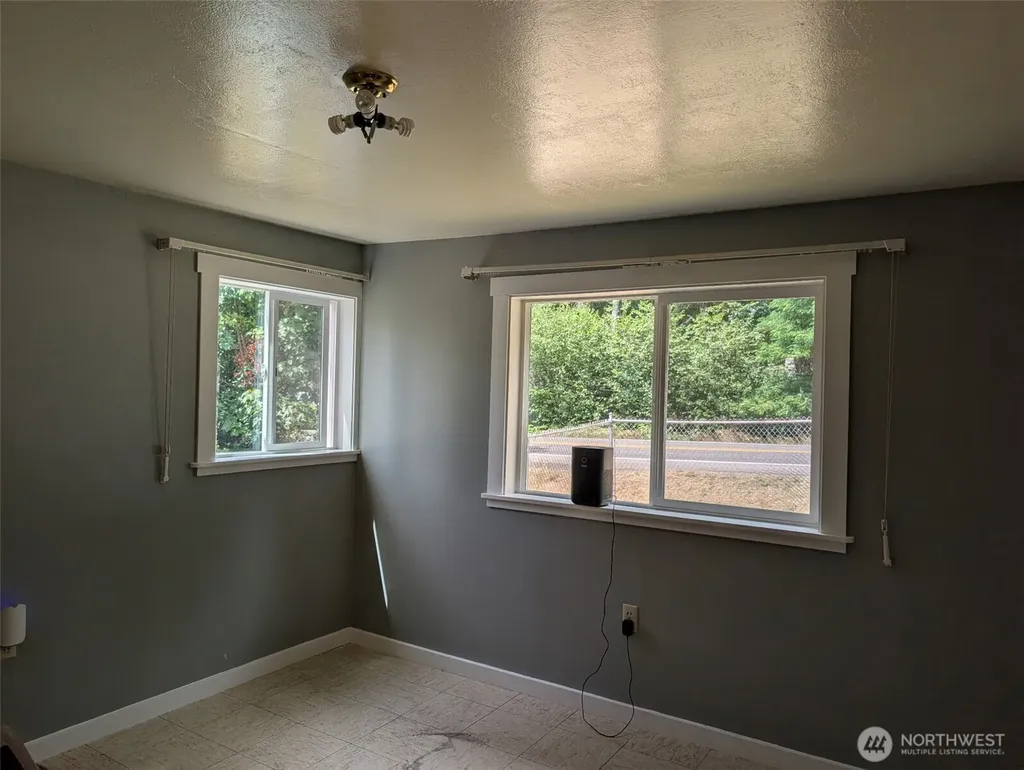 9291 W Belfair Valley Road Bremerton WA 98312