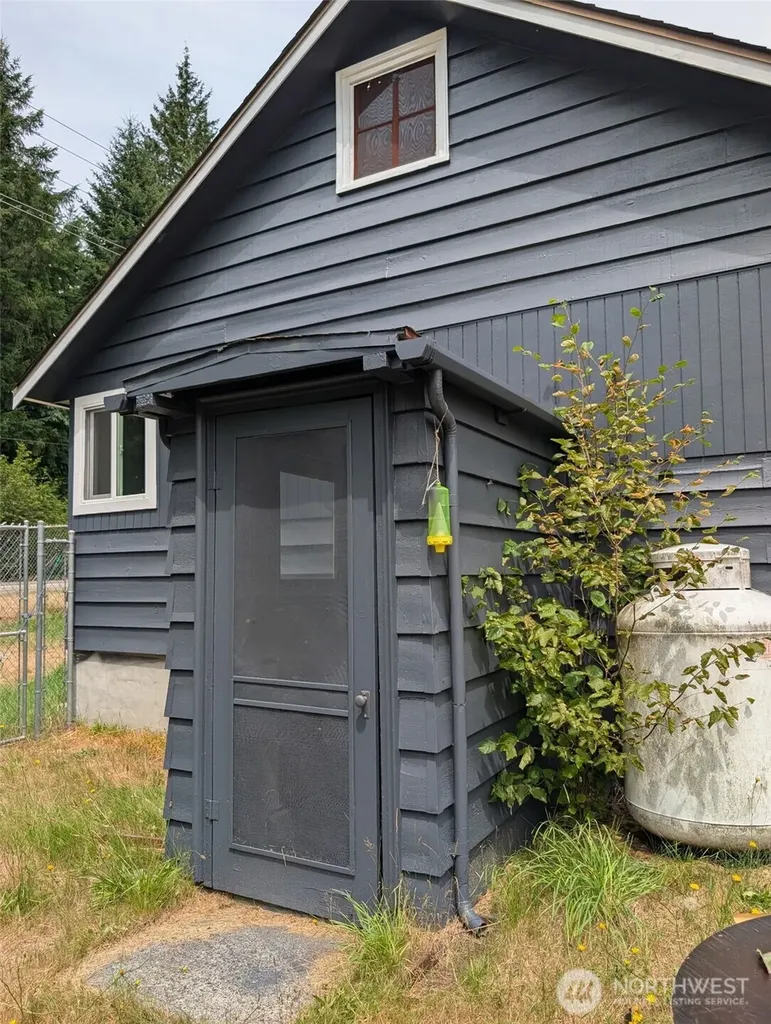 9291 W Belfair Valley Road Bremerton WA 98312